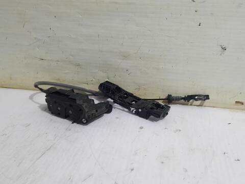 Foto 3ª: Cerradura Puerta Trasera Izquierda Volkswagen Golf COMFORTLINE BLUEMOTION AUT. 150CV (2013)