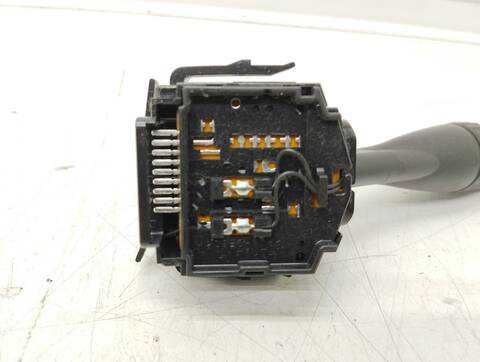 Foto 4ª: Mando Multifuncion Mitsubishi Grandis 2.0 DI-D CAT 136CV 100KW [BSY] (2007)