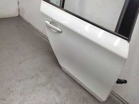 Foto 2ª: Puerta Trasera Derecha Bmw Serie 1 118 D E87) [N47D20A] (2008)