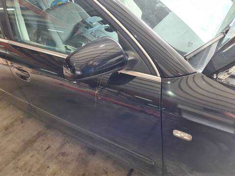 Retrovisor Derecho Audi A4 1.9 TDI BERLINA 116CV 85KW