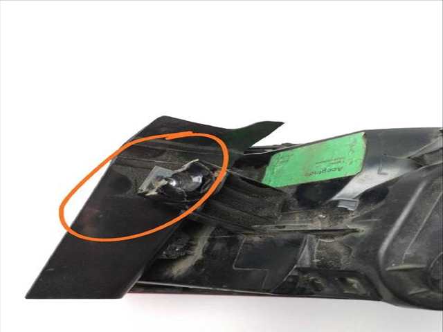 Foto 2ª: Piloto Trasero Izquierdo Seat Leon 2.0 TDI 184CV (2012)