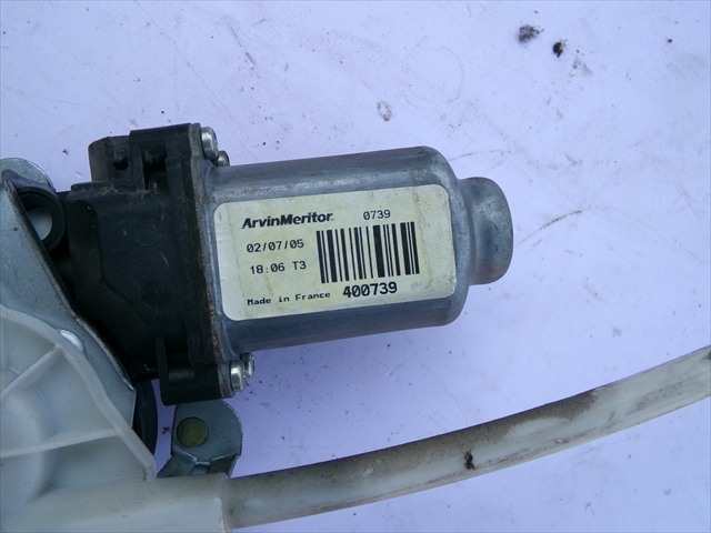 Foto 2ª: Elevalunas Eléctrico Delantero Izquierdo Iveco Daily 2.3 D 1999-2006 [F1AE0481B*A] (2005)