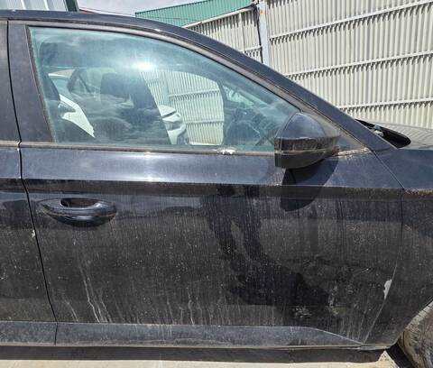 Puerta Delantera Derecha Skoda Superb CRLB BERLINA
