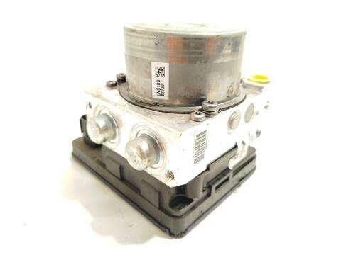 Foto 3ª: Abs Cupra Born 58 E-BOOST 231CV 170KW (2023)