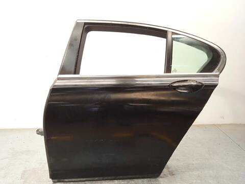 Puerta Trasera Izquierda Bmw Serie 7 720 740I 326CV 240KW