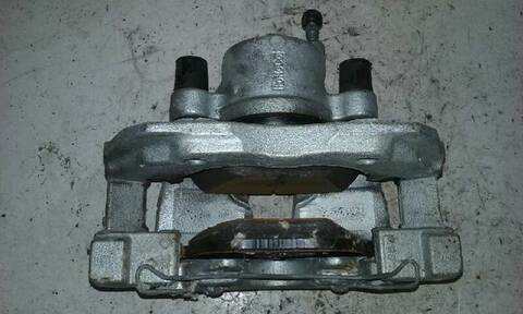 Foto 3ª: Pinza Freno Delantera Derecho Ford C Max EDITION 125CV 92KW [M2DAET0] (2010)