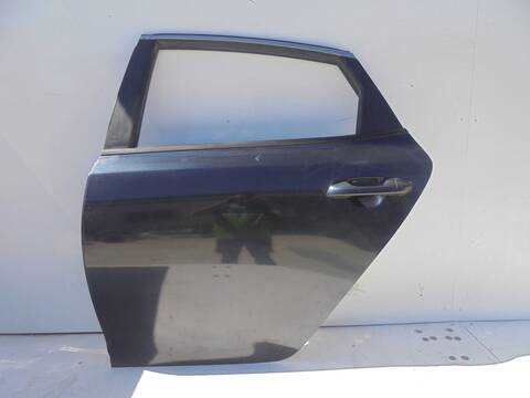 Puerta Trasera Izquierda Kia Optima BUSINESS 141CV 104KW