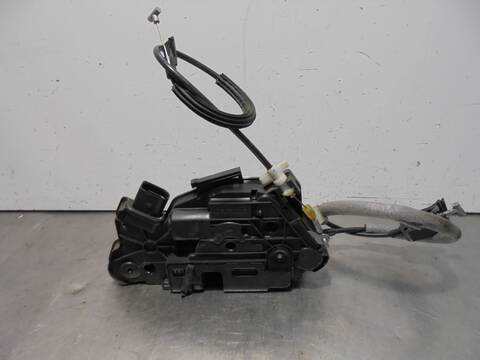 Foto 3ª: Cerradura Puerta Delantera Izquierda Skoda Fabia AMBITION 75CV 55KW [CAY] (2013)