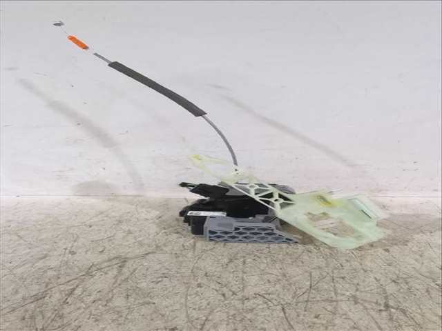 Foto 2ª: Cerradura Puerta Trasera Izquierda Hyundai i20 1.0 T-GDI 101CV [G3LE] (2020)