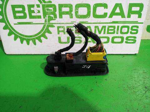 Foto 3ª: Botonera Elevalunas Peugeot 508 ACTIVE 140CV [8DRHF8] (2011)