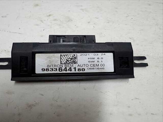 Centralita Motor ECU Peugeot 5008 EHZ