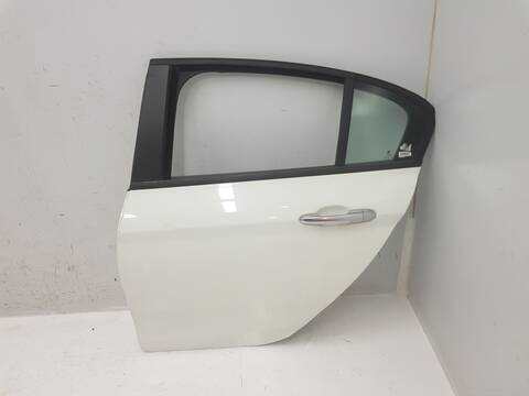 Puerta Trasera Izquierda Fiat Tipo LOUNGE