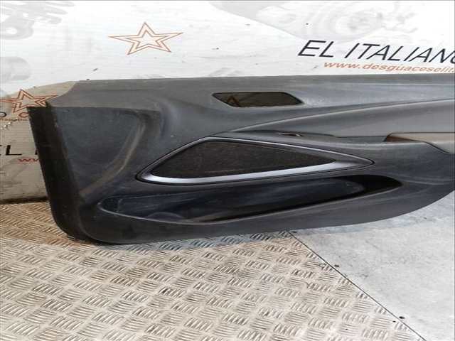 Foto 3ª: Tapizados Cartoneras Opel Crossland INNOVATION 131CV 96KW [HN05] (2019)