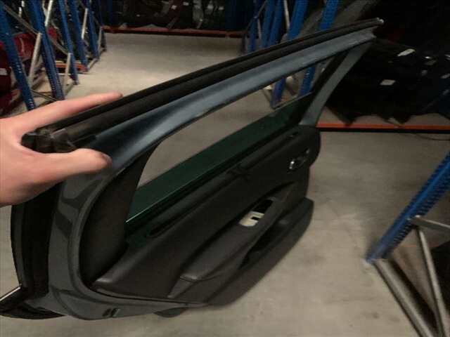 Foto 3ª: Puerta Trasera Izquierda Peugeot 5008 2.000 HDI 150CV/110KW [RHE] (2009)