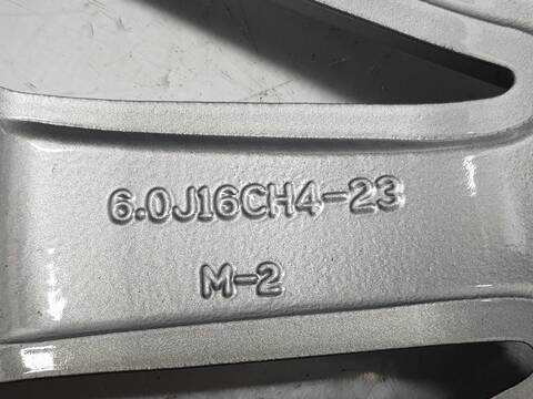 Foto 2ª: LLanta Aleacion Peugeot 208 STYLE [HM05] (2013)