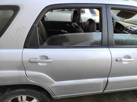Puerta Trasera Derecha Kia Sportage D4EA
