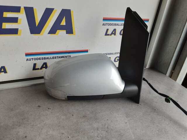 Foto 2ª: Retrovisor Derecho Volkswagen Touran 1.6 102CV/75KW [T53] 0CV [BSE] (2006)