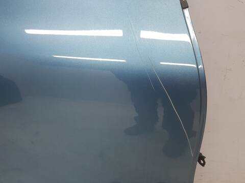 Foto 3ª: Puerta Trasera Derecha Renault Clio SIN DEFINIR