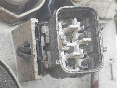 Foto 3ª: Faro Izquierdo Toyota Land Cruiser TD VX 5-PTAS.) KZJ95) (1996)