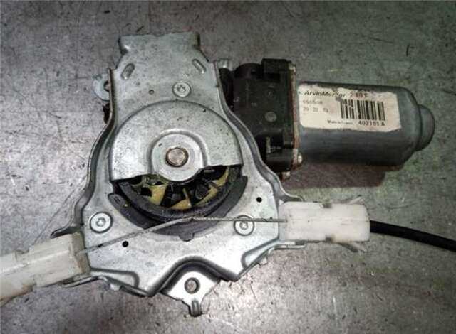 Foto 2ª: Elevalunas Eléctrico Trasero Izquierdo Nissan Qashqai 1.6 I [HR16DE]