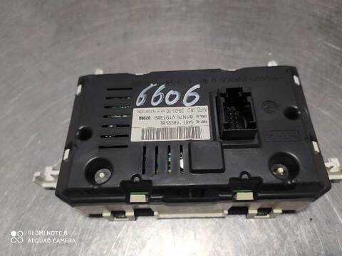 Foto 2ª: Pantalla Multifuncion Ford Fiesta TREND 90CV 66KW [HHJC] (2010)