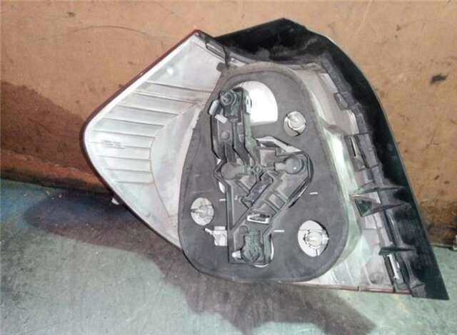 Foto 3ª: Piloto Trasero Derecho Bmw Serie 1 114 2.0 118D [2.0 LTR. - 90 KW 16V DIESEL CAT] [M47N 204 D4]