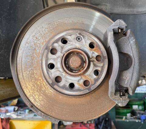 Pinza Freno Delantera Derecho Volkswagen Golf ADVANCE BLUEMOTION TECH 110CV 81KW