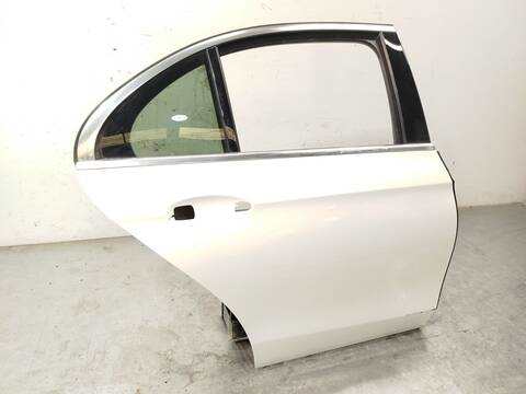 Foto 2ª: Puerta Trasera Derecha Mercedes Clase E 180 E 200 213.080) 197CV 145KW [264920] (2020)