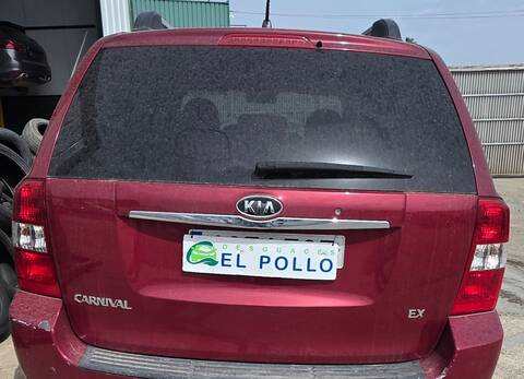 Portón Kia Carnival J3