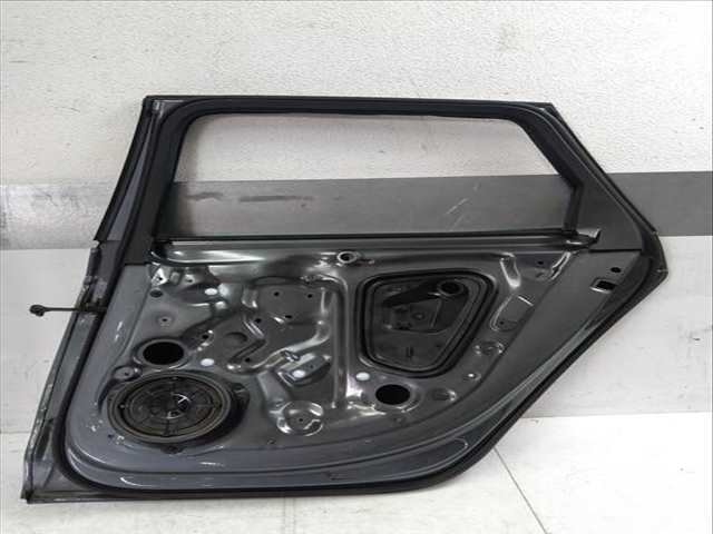 Foto 3ª: Puerta Trasera Derecha Audi A4 272 CV 200KW [CRTC] (2016)