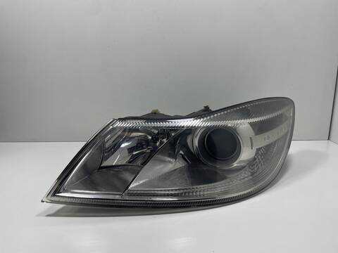 Faro Izquierdo Skoda Octavia BMM