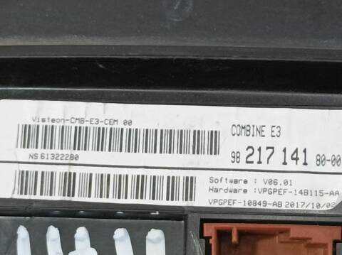 Foto 3ª: Cuadro de Instrumentos Citroen C4 SHINE 99CV 73KW [BH02] (2017)