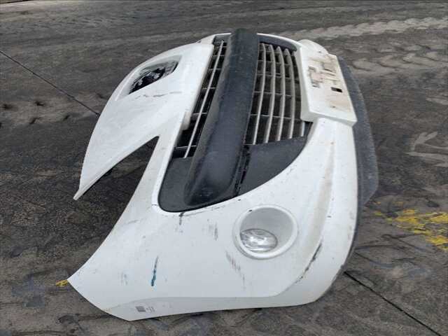 Foto 2ª: Paragolpes Delantero Peugeot 206 1.4 HDI70CV [8HZ] (2010)