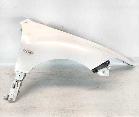 Aleta Delantera Derecha Mazda 6 2.2 MZR-CD GH10)