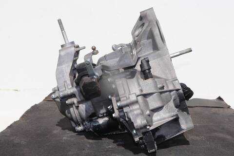 Foto 2ª: Caja Cambios Tata Indica 102A2000 (1950)