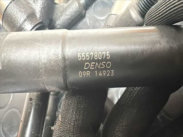 Foto 2ª: Inyectores Opel Meriva 1.6 CTDI [B16DTL] (2014)