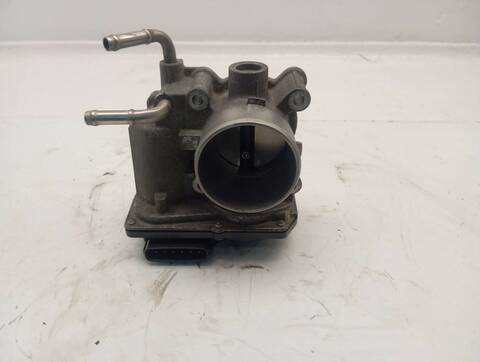 Caja Mariposa Toyota Yaris ACTIVE 101CV 74KW