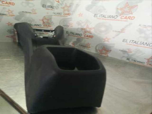 Foto 3ª: Palanca de Cambio Peugeot 208 ACCESS 68CV 50KW [8HR01] (2013)