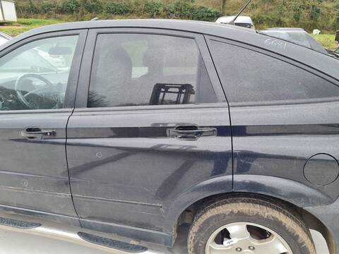 Puerta Trasera Izquierda Ssangyong Actyon 200 XDI 141CV 104KW