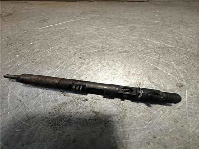 Foto 3ª: Inyectores Dacia Sandero 1.5 AMBIANCE [1.5 LTR. - 55 KW DCI DIESEL FAP CAT] [K9K612]