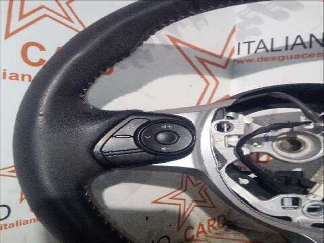 Foto 2ª: Volante Toyota Yaris HYBRID ACTIVE 101CV 74KW [1NZ] (2019)