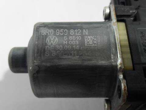 Foto 3ª: Elevalunas Manual Trasero Derecho Volkswagen Polo ADVANCE BLUEMOTION 90CV [CUSB] (2014)