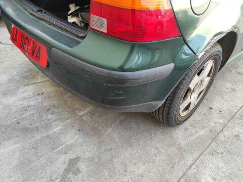 Foto 3ª: Paragolpes Trasero Volkswagen Golf AEH BERLINA (2000)