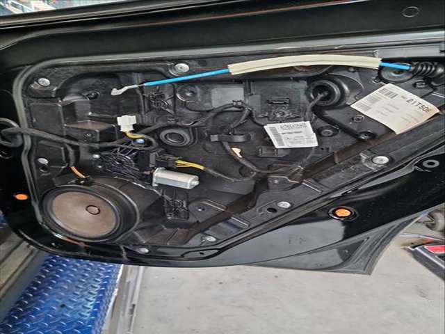 Elevalunas Manual Trasero Derecho Mercedes Clase G 230 GLA 200 CDI - D 156.908) 136CV 100KW