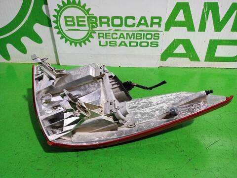 Foto 2ª: Piloto Trasero Derecho Citroen C4 EXCLUSIVE AUT. 109CV [9HZDV6TED4] (2006)