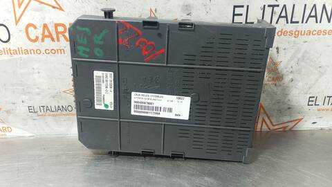 Foto 3ª: Caja Reles Fusibles Citroen C4 COOL BERLINA 90CV 66KW [9HX] (2008)