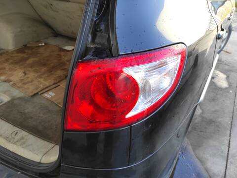 Piloto Trasero Derecho Hyundai Santa Fe D4EB