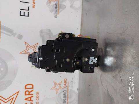 Foto 2ª: Cerradura Puerta Trasera Derecha Volkswagen Golf BERLINA 90CV 66KW