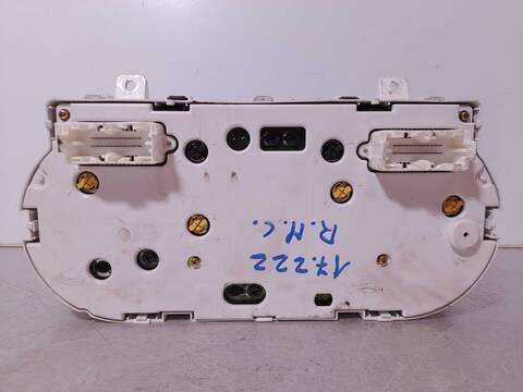Foto 2ª: Cuadro de Instrumentos Mitsubishi Outlander 2.0 2WD 136CV 100KW [4G63] (2003)