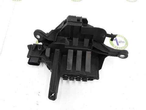 Caja Reles Fusibles Mercedes Clase C 160 C 250 CDI BLUETEC 205.008)